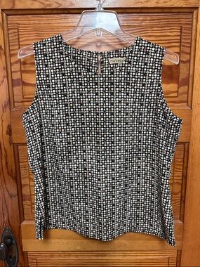 Notations Black and White Geometric Sleeveless Camisole